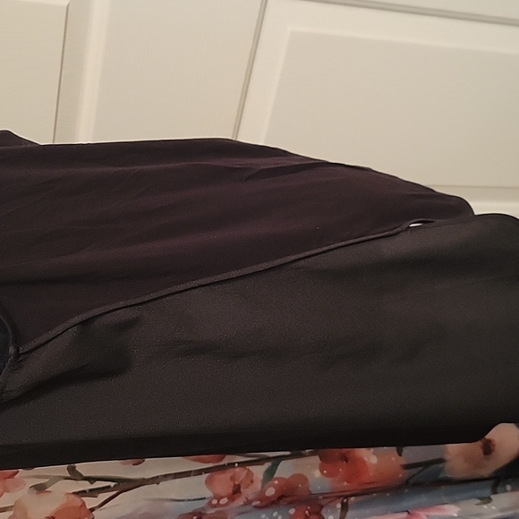 Calvin Klien top Size 1x zipper in back dressy or casual - Picture 3 of 7